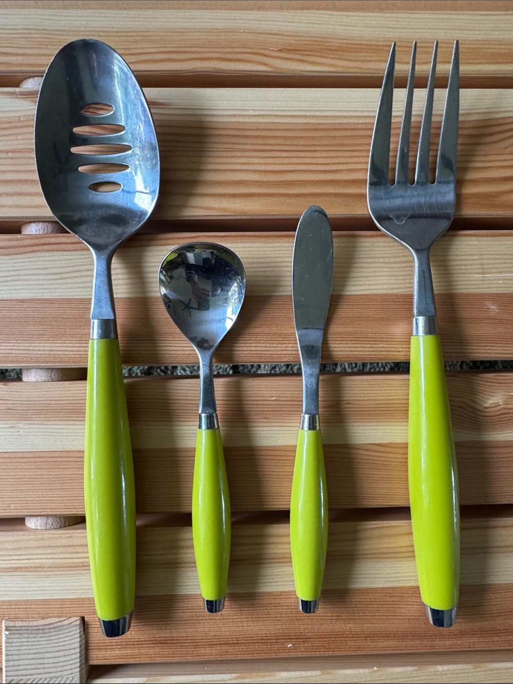 Fiestaware Lime Green Handle Stainless Flatware Set - 4 Piece